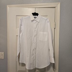 Van Heusen White Long Sleeve Dress Shirt - Classic Point Collar 15.5 32-33